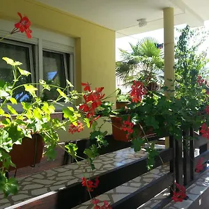 apartment-perunika-zadar.hotelinzadar.com/
